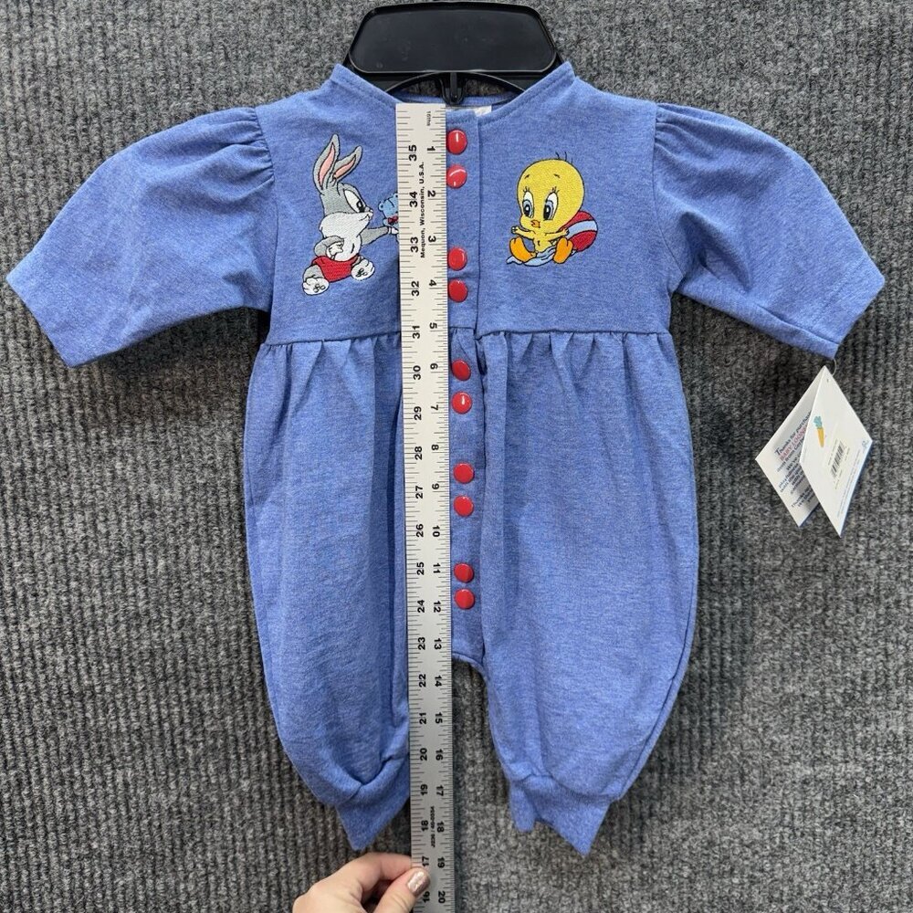 Vintage Baby Looney Tunes Romper Size 0-3 Months Blue Embroidered Snap 90s NEW - Picture 9 of 12